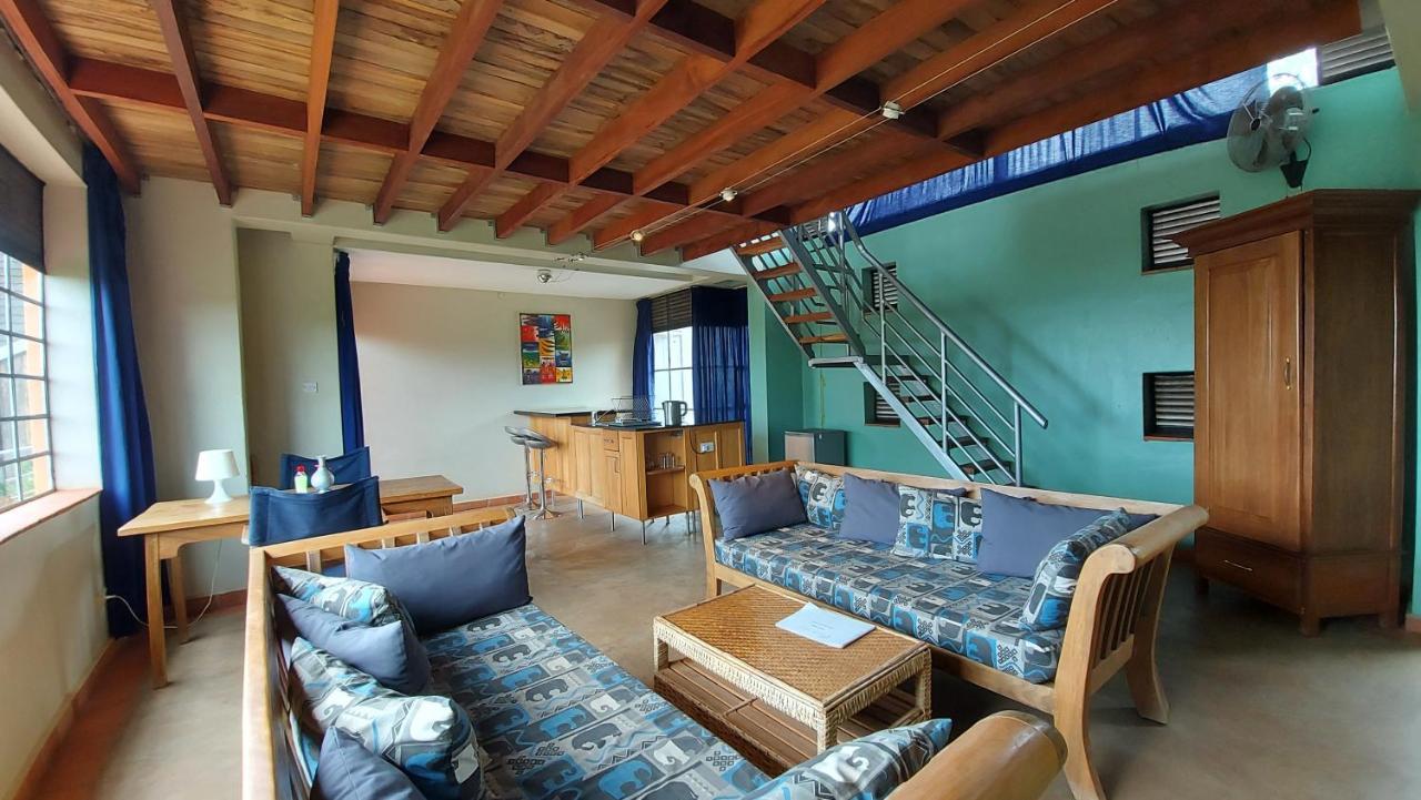 Yellow Haven Lodge Кампала Екстер'єр фото