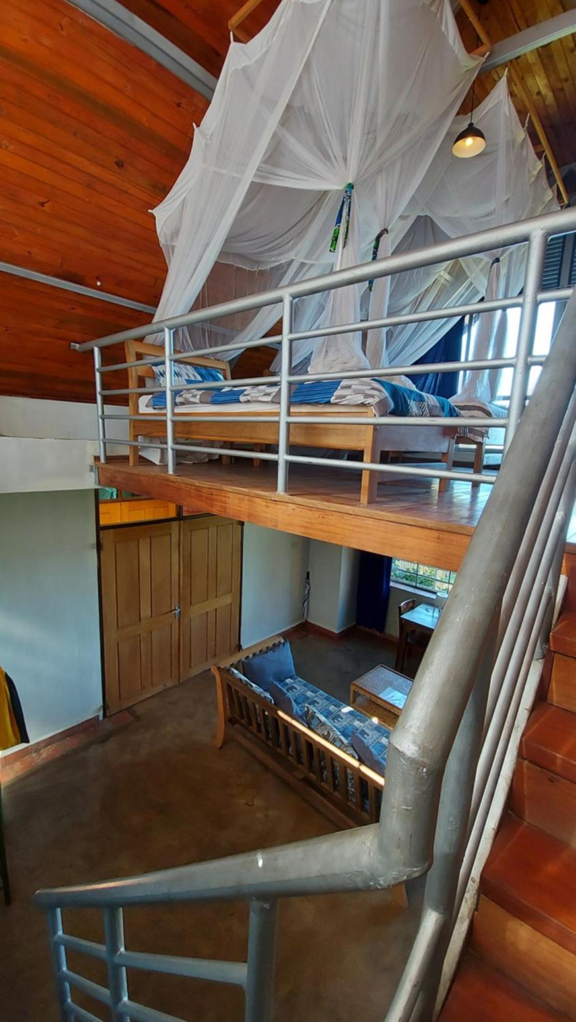 Yellow Haven Lodge Кампала Номер фото