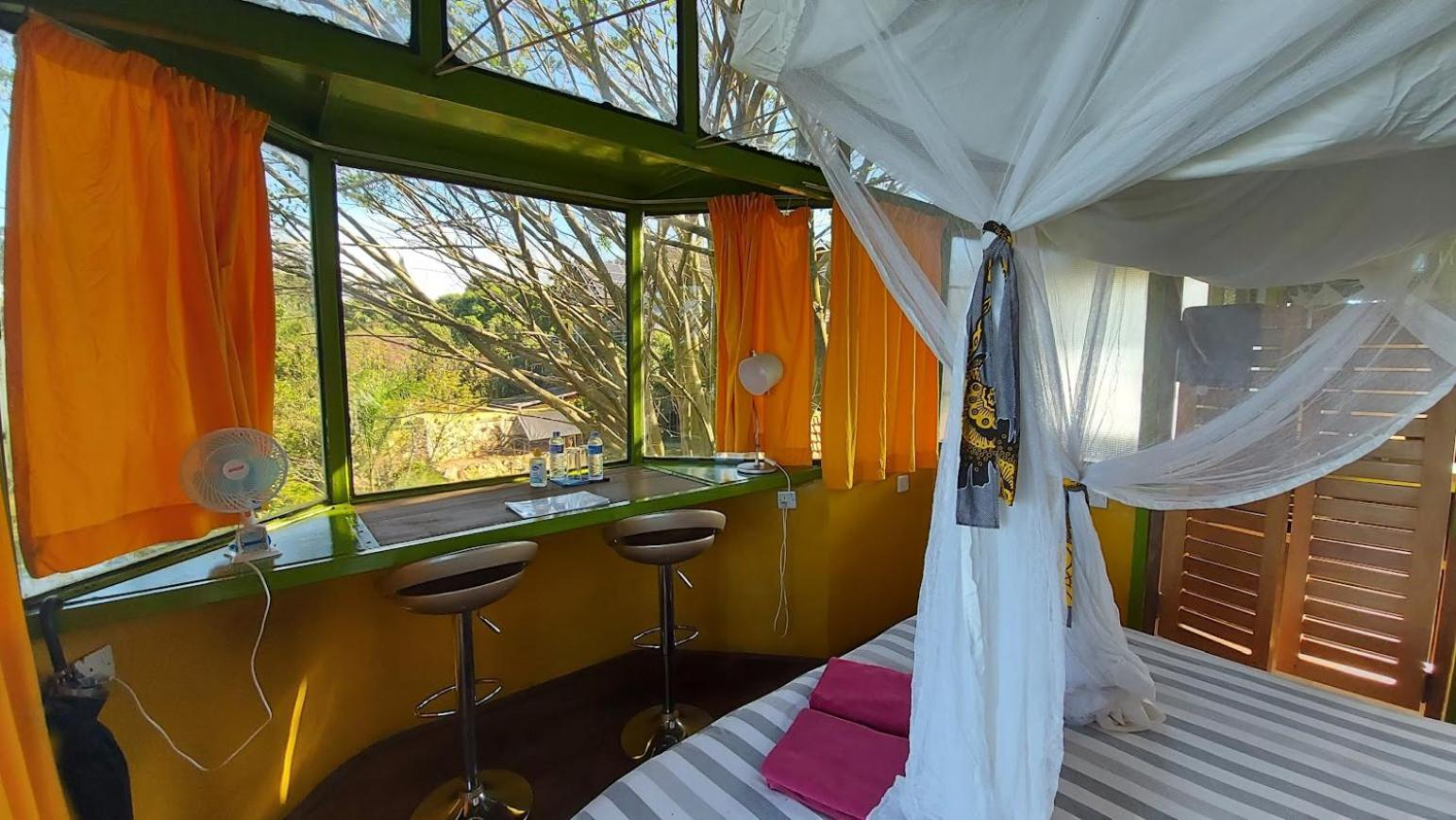 Yellow Haven Lodge Кампала Екстер'єр фото